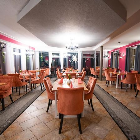 Berghotel Drei Brueder Hoehe Marienberg Esterno foto