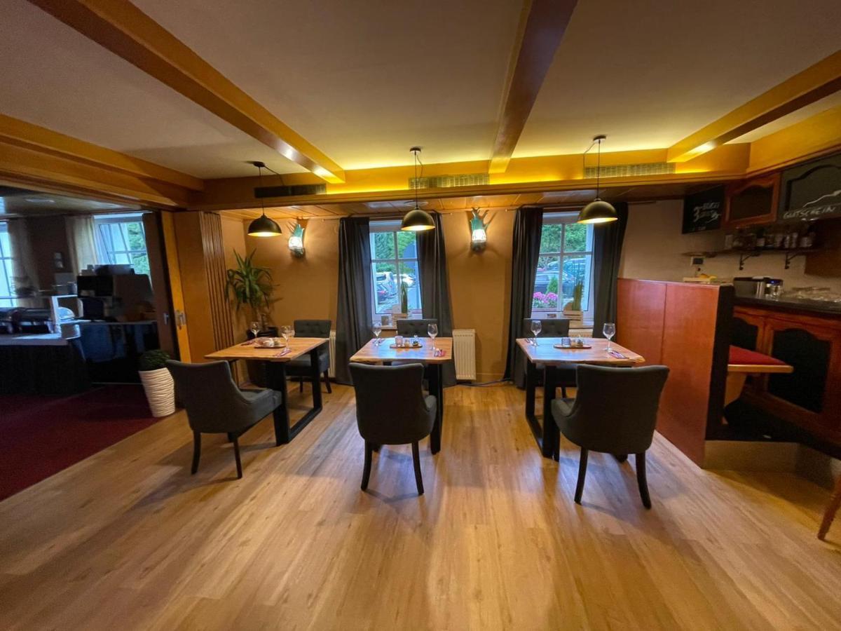 Berghotel Drei Brueder Hoehe Marienberg Esterno foto