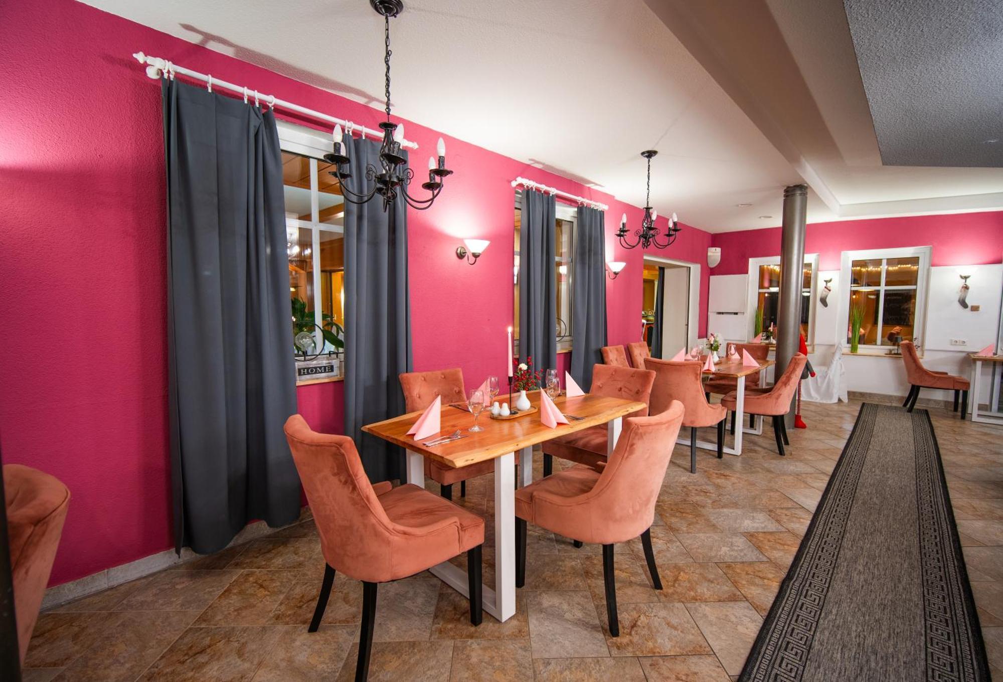 Berghotel Drei Brueder Hoehe Marienberg Esterno foto