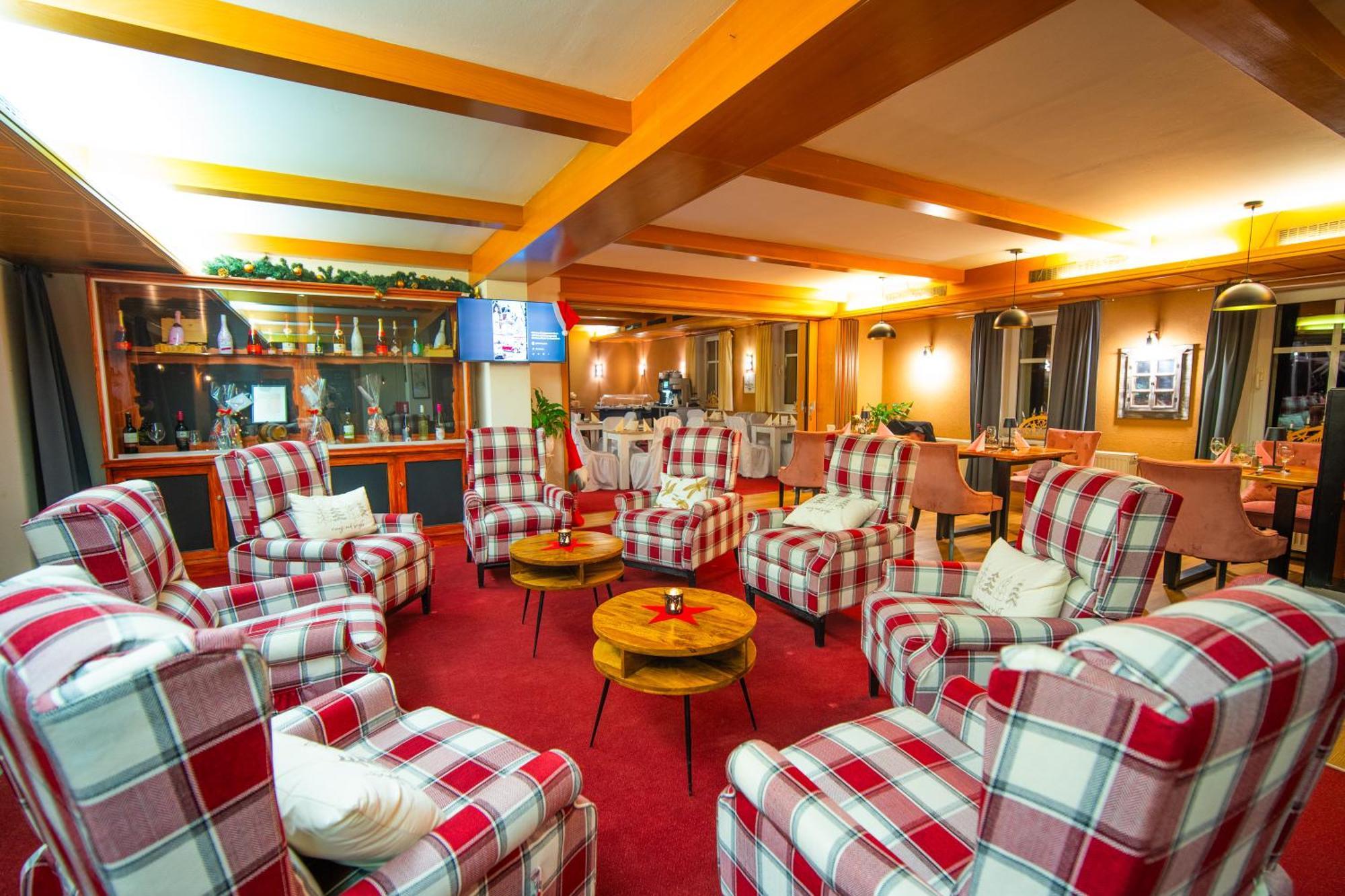 Berghotel Drei Brueder Hoehe Marienberg Esterno foto